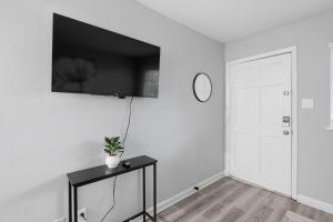 Comfortable stay near Duke University & food