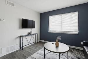 Modern & Spacious 1BR Apartment I Gym I Pool