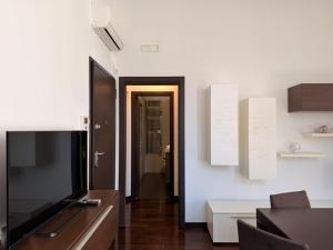 Dimora Silvia by MONHOLIDAY