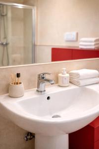 -Piazza Mazzini- 120 mq - 2 camere - 2 bagni e Garage