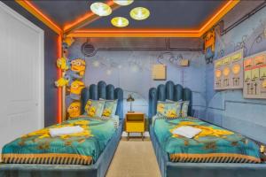 Luxury 8BR Pool Home Near Disney with Mario Game Room