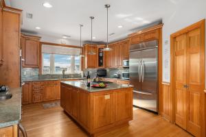 Oceanfront Gem w Pool and Spas GameRm Dune Walkover