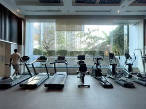 Near BTS l Large 98 sqm l Pool and Sauna