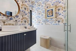 Comfy 3BR Penthouse, Private Terrace