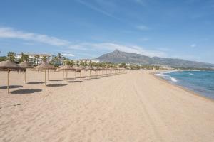 Luminoso apartamento en pleno Puerto Banús