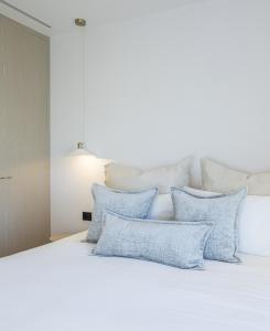 Luminoso apartamento en pleno Puerto Banús