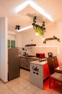 Charming apartment with balcony - Free WiFi!