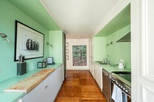 Montmartre Home