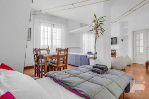 PONSE26 Large Terrace Apartment, Central Milan