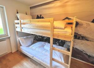 Ferienwohnung Steinbock mit Bergblick
