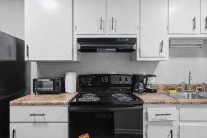 Relaxing stay near Duke, dining, and nightlife