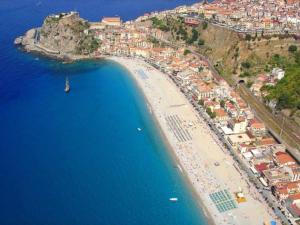 Mare e Monti DeLux nel centro storico di Scilla