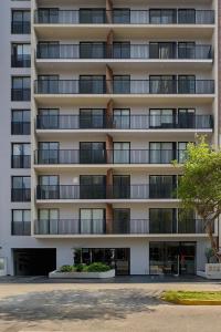 Amador Merino Reyna 346 Residences by Geko