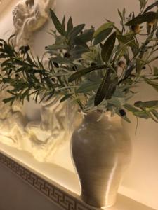 CENTAURIA SUITES PIRAEUs