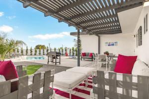 Sunview Escape, a freshly remodeled retreat!