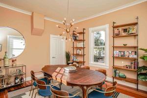 Luxurious historic district cottage Casa Soleil