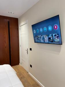 FIN Skyline Apartment