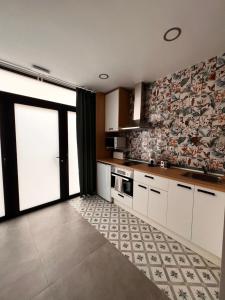 R4 Espacio ideal trabajo y descanso junto a Metro Madrid