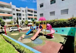 Appartement 2 chambres piscine toboggan plage