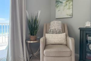 Four Winds 502- Gorgeous Condo-Hallway Kids Bunks-Perfect for Small Families