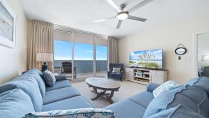 Bristol 1703 Beachfront Luxury-Stunning Views from the 17th Floor Balcony-Resort