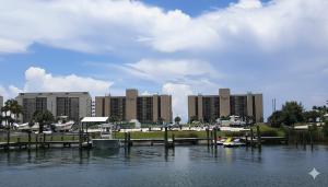 Wind Drift North 211-NEW-Bayfront-Beach access-Boat Slips-Sleeps 8