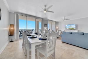 Bristol 2003-Gorgeous Beachfront Condo in Resort- 4bd45 bath - Sleeps 13