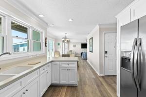 Zion of Holden Brunswick Vacation Rentals Ocean front with private heated pool