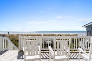 Zion of Holden Brunswick Vacation Rentals Ocean front with private heated pool