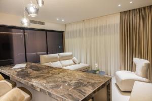 Domain Athens Sana
