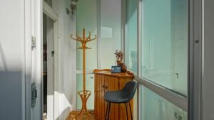 Modern studio in the city center by Managr