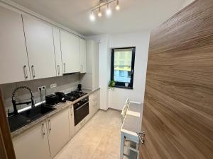 Modern apartment by Managr