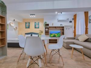 Central Comfort Suites - GEO7