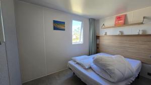 Mobilhome 6 pers-vue bassin-plage-clim