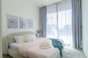 Prestigious 1BR Near Circle Mall