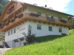 Gutshof Erschbaumer - Floronzo