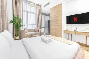 Serene Urban Retreat Studio in Regina JVC