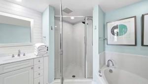NO FEES Beachfront Lazy River Sleeps 8 Waterscape