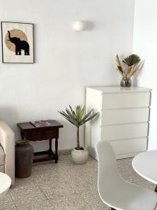 Natalie Calpe Sun 100m to the Beach center