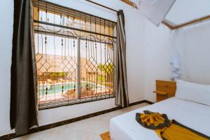 Farashuu Luna Hotel