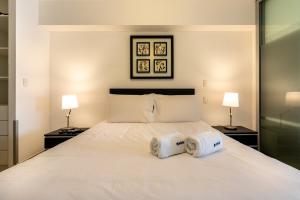 Elegant 28 de Julio Residence by Geko