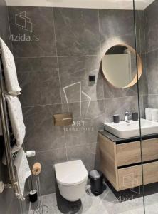 Quiet Luxury Studio BW