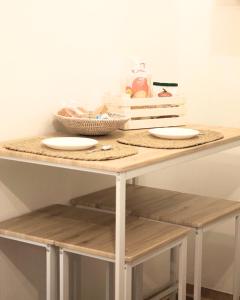 La Petite Room