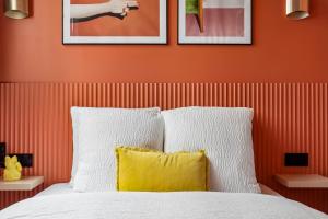 Stunning flat 2 bedrooms sleeps 6 Canal Saint-Martin