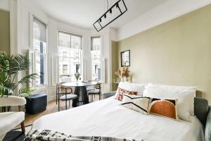 The Notting Hill Blue Palace
