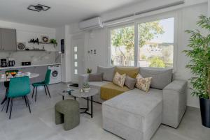 Thyme Aroma - Quiet Nature Patio