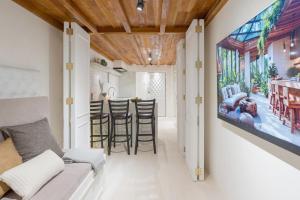 Twin Casa 2 Connected Units for 12pax 4BR Big Groups