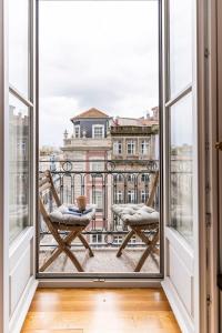 Boutique Apt in City Center w Stunning Douro Views
