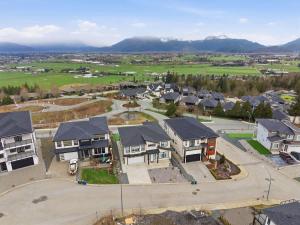 6BR Luxury Home with Terrace and Epic Views