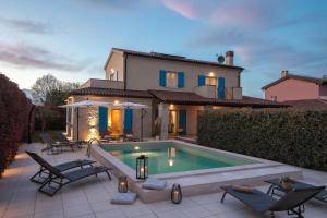 Cinematic Istrian Escape with Private Pool